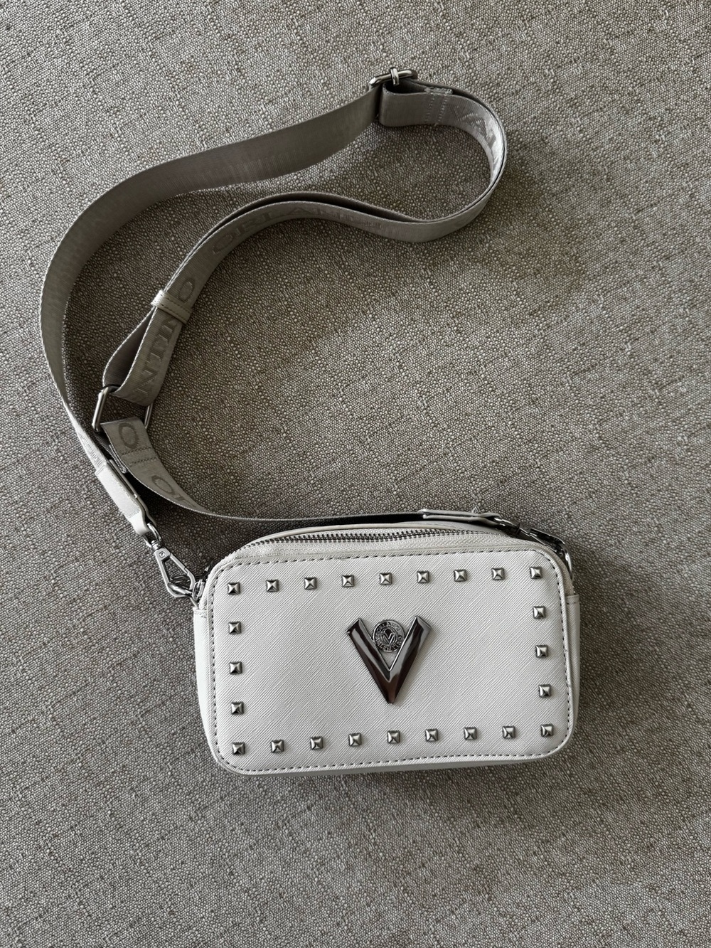 Valentino Orlandi Studded Cream Crossbody Bag Silver V Logo Camera Bag Italy